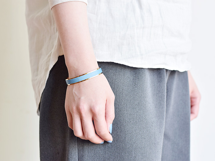 Blue-ART バングル イメージ