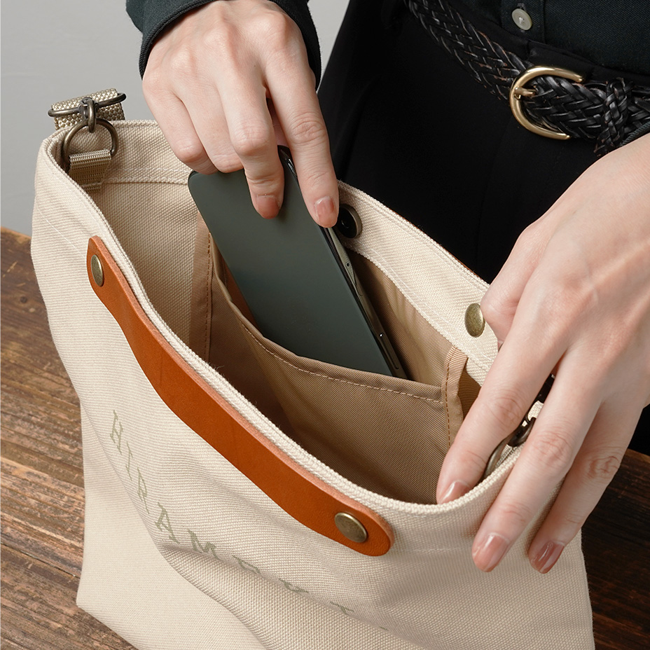 CANVAS 2WAYポシェット 収納力