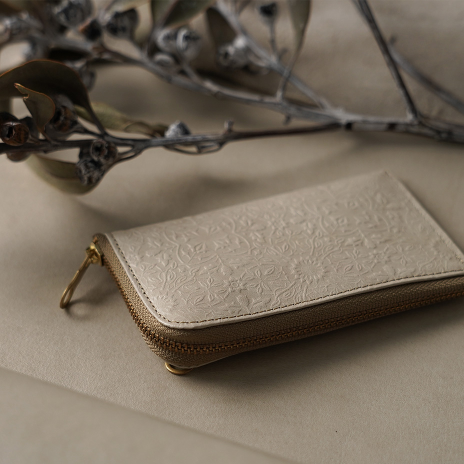 アルビオンホワイト