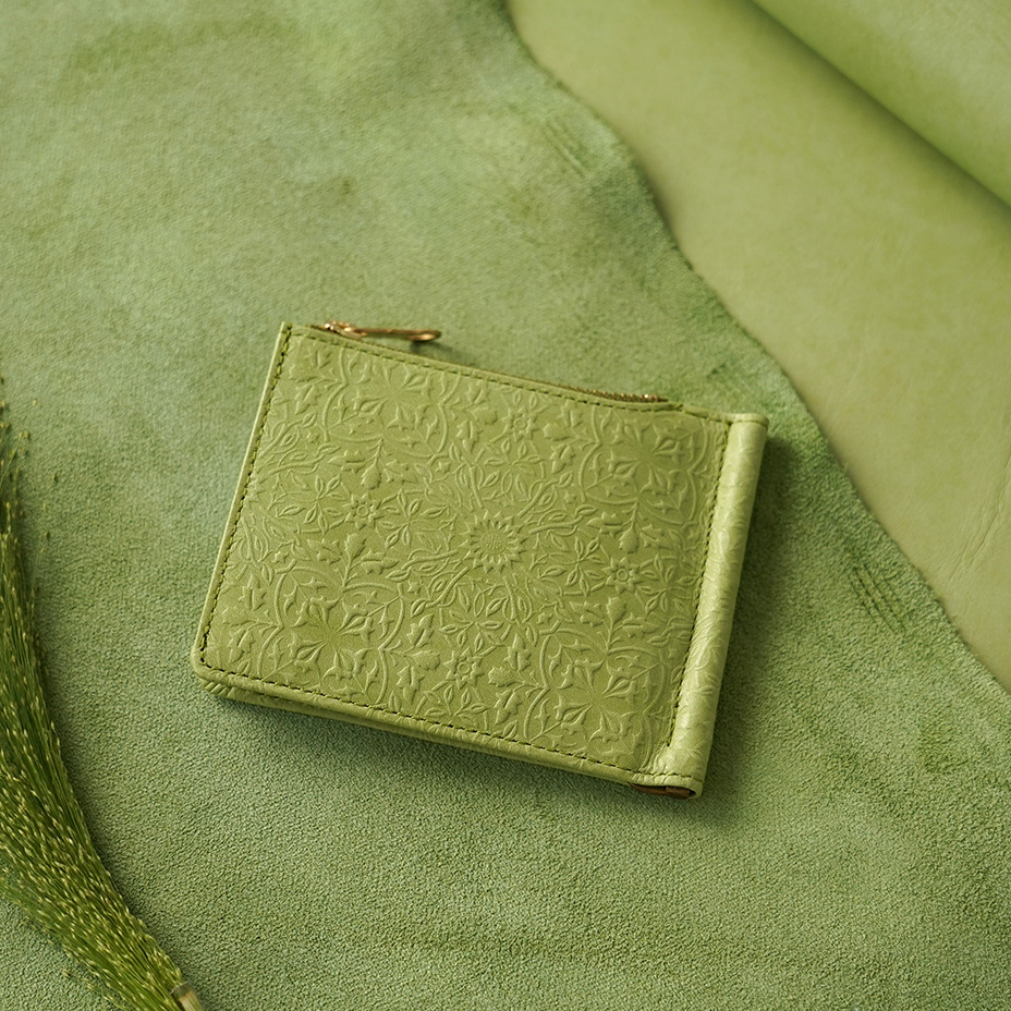 グラスグリーン