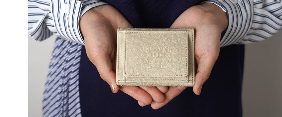 二つ折り財布 アルビオンホワイト