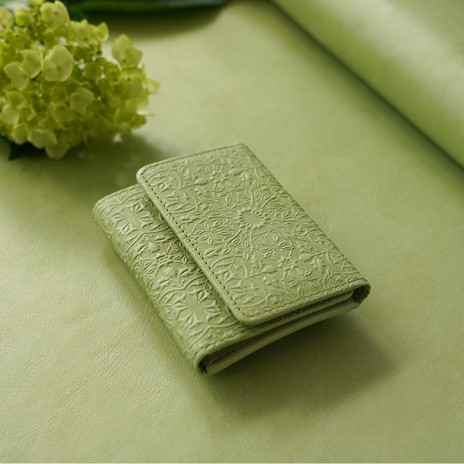 グラスグリーン