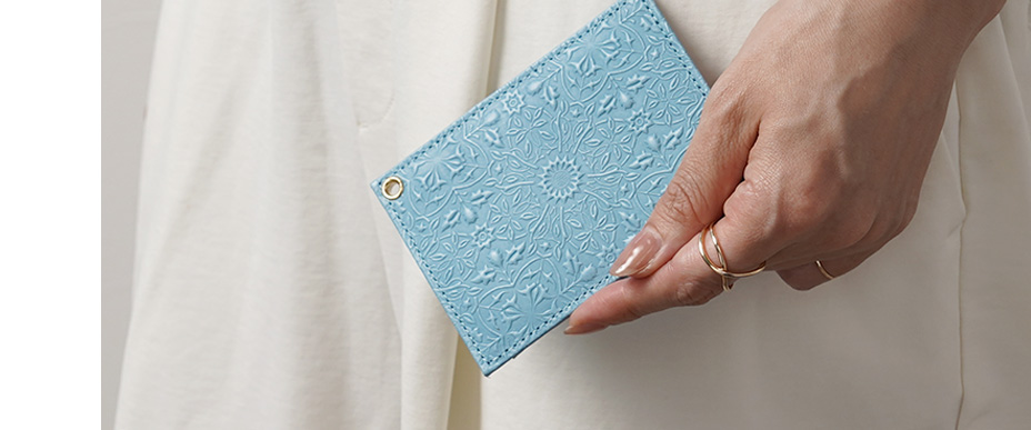 パスケース サムシングブルー