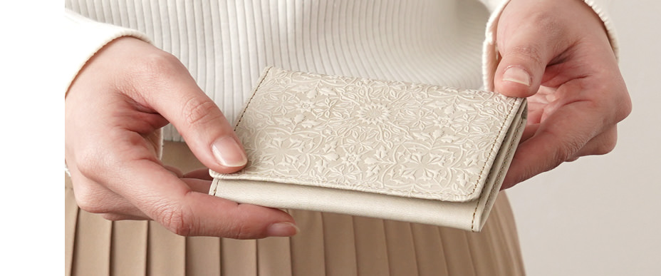 カードケース アルビオンホワイト