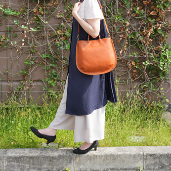 ローダ｜ショルダートート【S】＜ブラウン＞