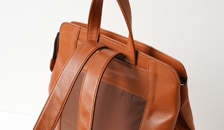 肩紐付け根部分の仕様変更