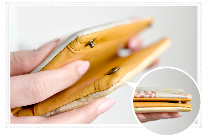 ２か所のホックでカンタン開閉