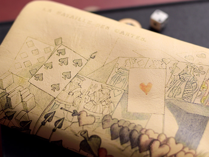 袋縫いの丸いフォルムとふんわりとしたやわらかさが、その大きさを感じさせません。