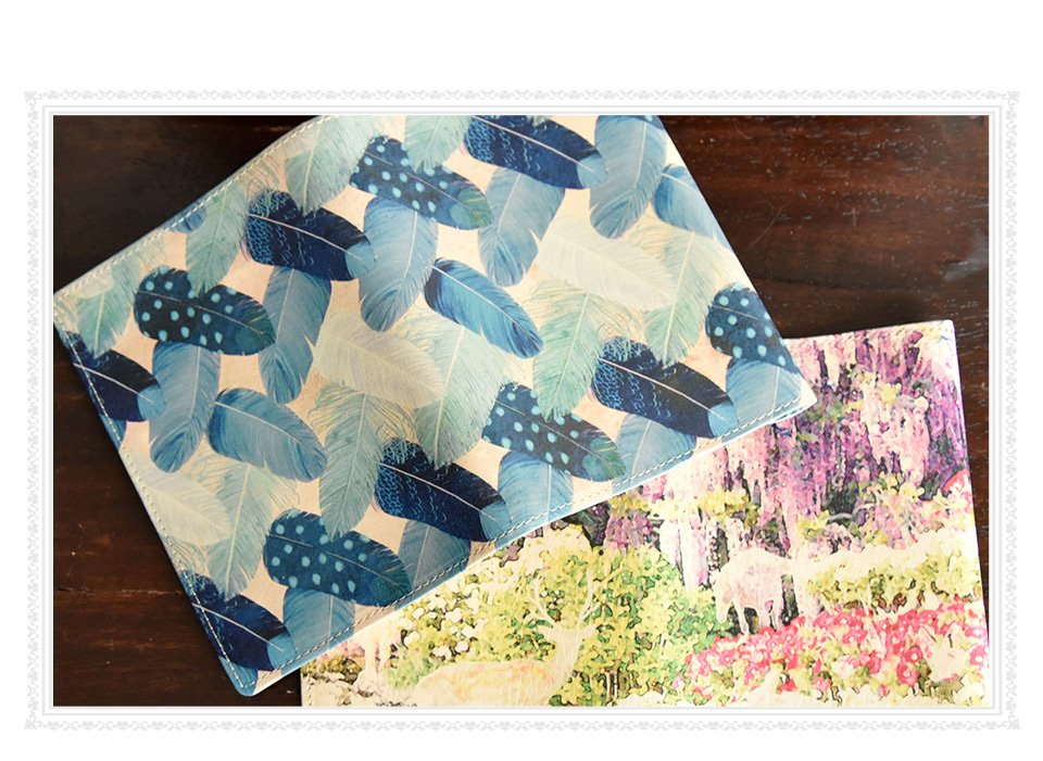 ブックカバーアートレザー部分を広げた状態のイメージ（どちらもスタンラン　イヌネコとは別のデザイン）