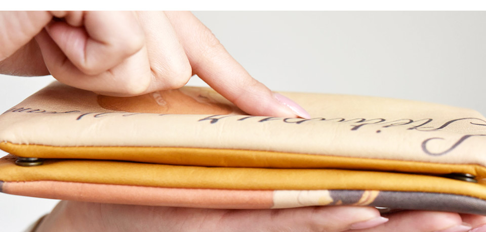 空気を包み込むような、ふっくらフォルム