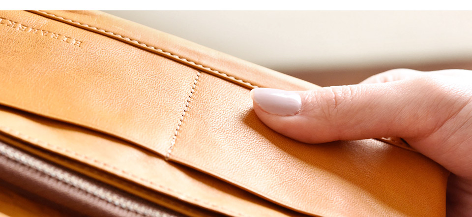 滑らかでしなやかな革