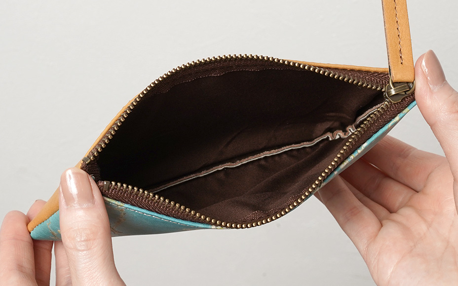 仕切りがなく自由に使える