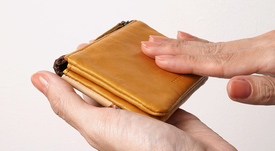 きめ細かく滑らかな革