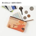 マルチに使える合計3つのポケット。