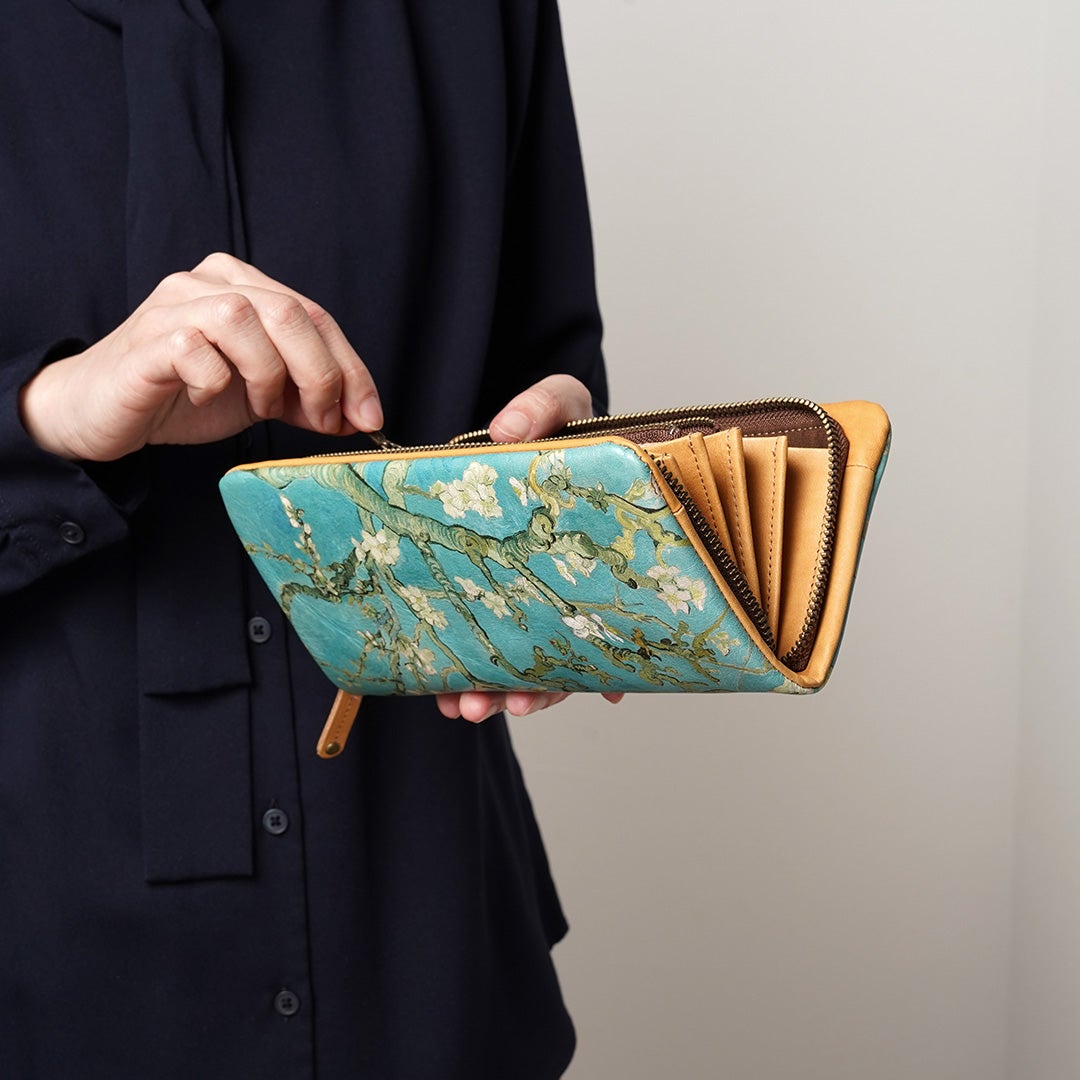 ゴッホ「アーモンドの花」長財布｜誕生と希望を祝う名画の本革財布