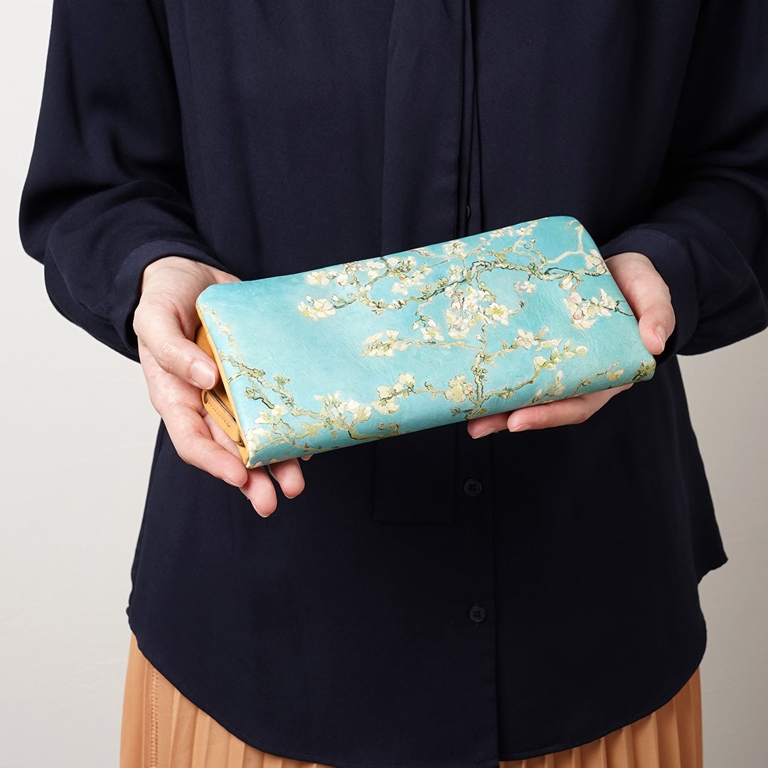 ゴッホ「アーモンドの花」長財布｜誕生と希望を祝う名画の本革財布